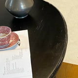 Ovalt kaffebord sort close up bordplade