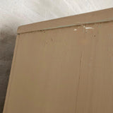 Hatteskab Hatteskab nougat close up top venstre side