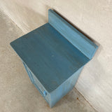 Sengebord Sengebord lyseblåt oppe fra