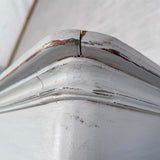 Klædeskab med bøjlestang og knager